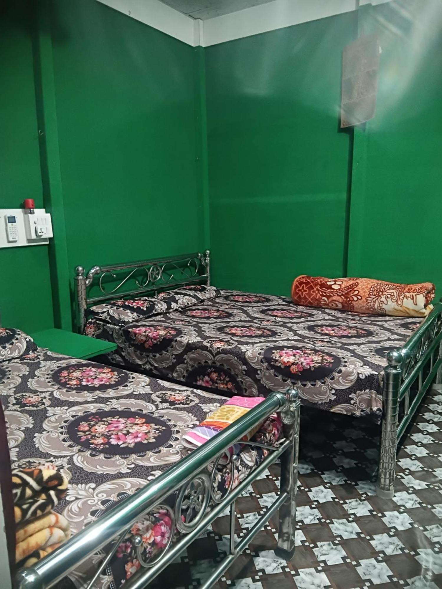 Green View Homestay Siliguri Luaran gambar