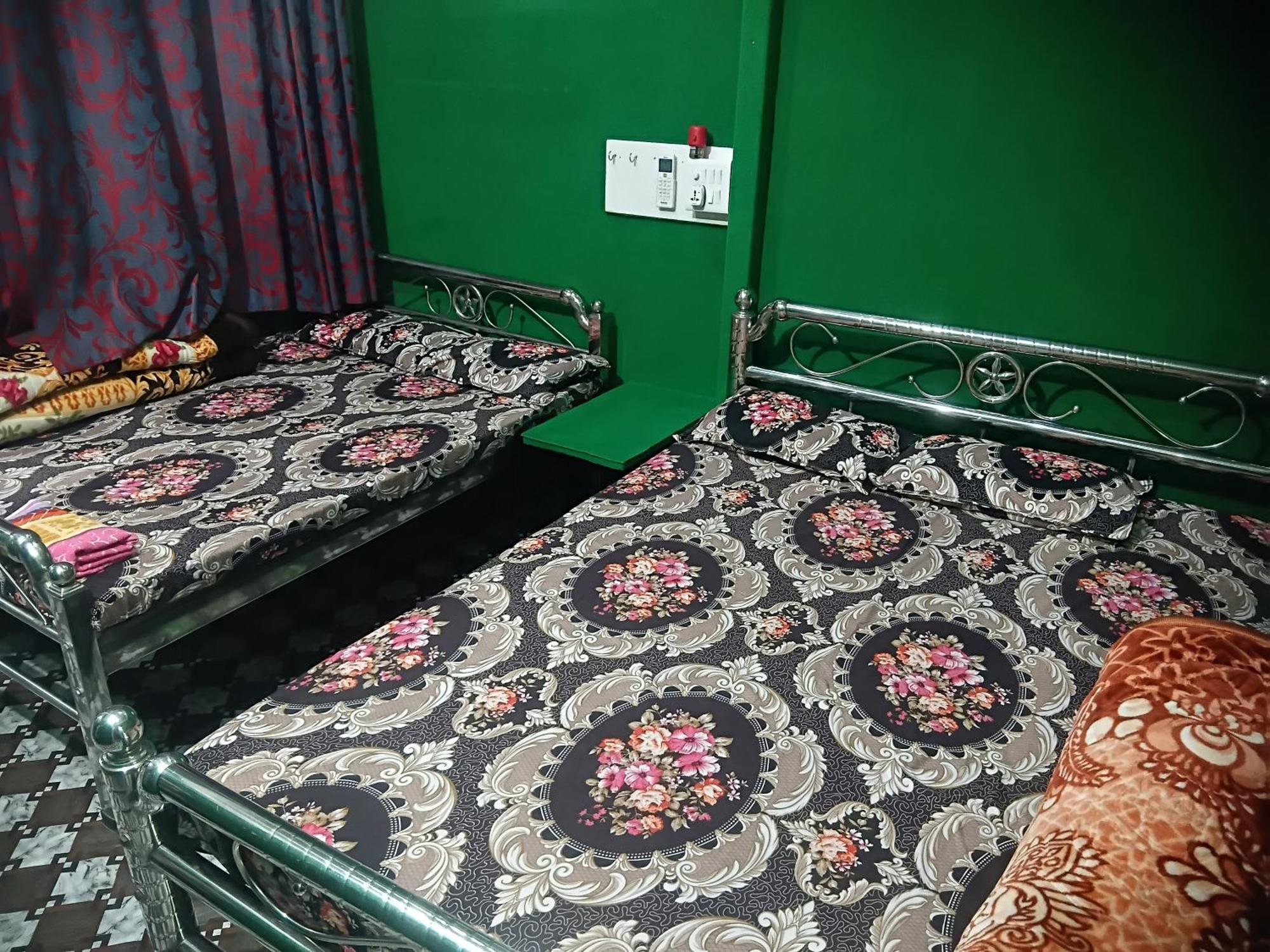 Green View Homestay Siliguri Luaran gambar